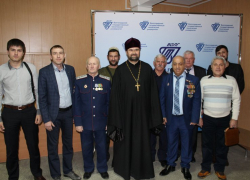 К Дню народного единства в Камышине провели "круглый стол" с участием духовных лиц