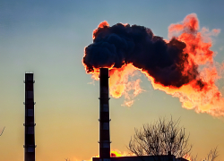 Камышан перепугали "языки пламени" над трубами ТЭЦ