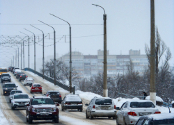 Цены на бензин взлетели после Нового года в Волгоградской области