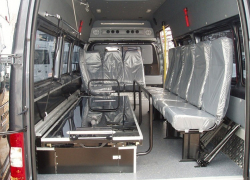 Предприниматель, заинтересованный в похоронном бизнесе, нанял поджигателя, чтобы уничтожить катафалки конкурента