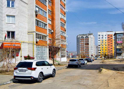 В 5-м микрорайоне Камышина "Лада Калина" сбила ребенка