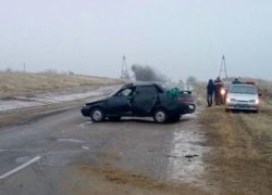 27-летний водитель не удержал автомобиль на дороге Камышин - Фролово и попал в больницу