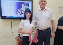 С кем запечатлелся в кадре спикер Камышинской городской думы Владимир Пономарев сегодня, 6 июня