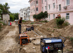 В администрации Станислава Зинченко заслушали доклады о том, как вовремя дать горожанам тепло, и как бороться со снежными заносами
