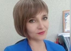 Хрупкую женщину назначили исполнять обязанности главы муниципалитета в Волгоградской области после отправки прежнего главы в "места, не столь отдаленные"