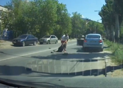 Водитель переехал девушку-полицейского, - "Блокнот Волжского"