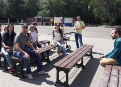 Камышане под открытым небом в парке с удовольствием поговорили, представьте, о книгах