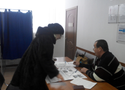 Камышане не очень активно, но пришли проголосовать за территорию для благоустройства