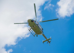 Ребенок, выпавший из окна в Камышинском районе, на вертолете доставлен в Волгоград