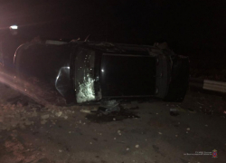 На дороге между Камышином и Жирновском "кувыркнулась" Дэу-Нексия, двое в больнице