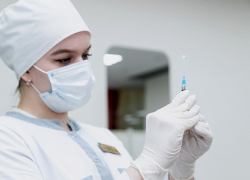 В летнюю жару в Волгоградской области началась прививочная кампания от гриппа