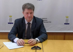 Станислав Зинченко выступил с докладом-отчетом по поводу пожаров и погибших в Камышине