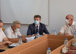 Аудиторы Камышина огласили, сколько денег ушло в первом квартале 2020 года на содержание главы города, спикера и чиновников из аппарата городской думы