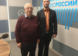 Экс-мэр Камышина, зампред Общественной палаты региона Лев Алферов пошел на областное радио, впечатлившись "круглым столом" в Камышине