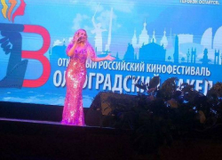 Администрация Камышина похвалилась, что московские актеры и режиссеры высоко оценили ремонт во Дворце культуры "Текстильщик" 