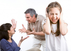 Камышинская семиклассница поссорилась с родителями и попыталась покончить жизнь самоубийством