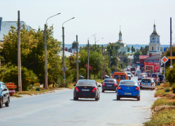 В двух многоэтажках Камышина коммунальщики отключат 27 августа свет, а еще в одной - воду