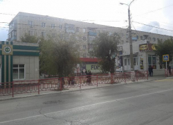 В Камышине намечены публичные слушания по наступлению «торгуш» на жилые дома в районе центрального рынка