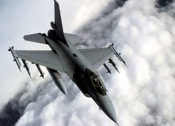 Готовили под F-16: Россия ударила в район военного аэродрома подо Львовом, - "Блокнот - Россия"
