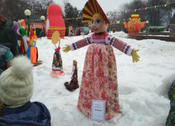 В Камышине "ехать" на Масленичном поезде и лазать на столб в этом году не будут, сжигание чучела под вопросом