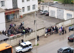 Толпы мобилизованных в Волгограде попали в кадры при погрузке в автобусы 22 сентября, - "Блокнот Волгограда" (ВИДЕО)