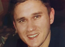 Все село в Верхней Добринке Камышинского района пришло проститься с мобилизованным на СВО токарем Николаем Поповым