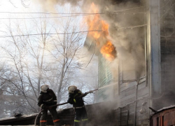 69-летний камышанин погиб в загоревшейся многоэтажке в 8-микрорайоне Камышина, - "Блокнот Волгограда"