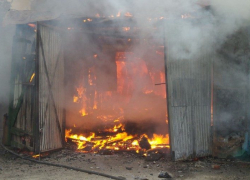 В Камышинском районе гараж остался без пола 