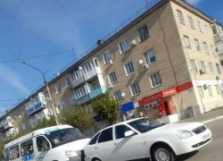 В Камышине на улице Ленина опять попала в ДТП маршрутка