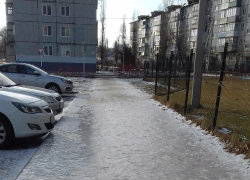 Камышан шокирует непосыпанный, покрывшийся сплошным гололедом город