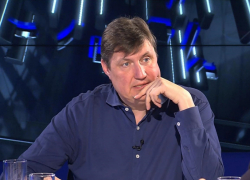 «Чиновники обогащаются за счёт бюджета»: депутат волгоградской облдумы, журналист  Александр Осипов раскритиковал послание Владимира Путина 