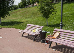 Камышане предлагают установить на набережной видеонаблюдение, чтобы бороться против мусора и тех, кто его оставляет