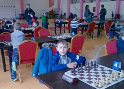 Шахматный талант из Камышина Никита Карулин, которого местные предприниматели  отправили на первенство ЮФО, вошел в ТОП-10 победителей соревнований
