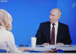 Владимира Путина во время его Большой пресс-конференции спросили о пришельцах