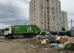 Не мусорка, а, скорее, свалка шокирует горожан на 3-м городке в Камышине