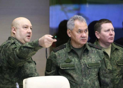 Министр обороны Сергей Шойгу предложил поэтапно перейти к призыву в армию с 21 года до 30 лет