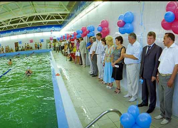 В Камышине на четверть подешевел давно выставленный на продажу бассейн в 5-м микрорайоне