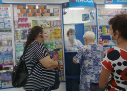 Пациентов ковидных госпиталей просят купить препарат за 50 тысяч рублей
