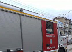 В Камышине в 5-м микрорайоне из-за пожара в квартире сгорела мебель