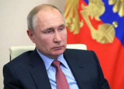 Путин подал элитам яркий сигнал законом о возрасте чиновников