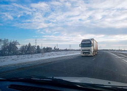 На трассе между Камышином и Волгоградом 29-летний "ас автостопа" обокрал добросердечного дальнобойщика