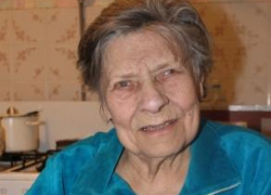 В Камышине известная поэтесса Анна Тарасова отмечает 91-й день рождения