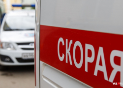 «Когда сел в машину, задыхался»: 34-летний мужчина умер в такси по дороге в больницу, - V1.RU