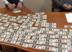 Коррупционер-ученый потребовал у волгоградца 50 тысяч долларов за ученую степень