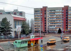 В Камышине коммунальщики продолжают отключать у камышан горячую воду и свет - практически без предупреждения