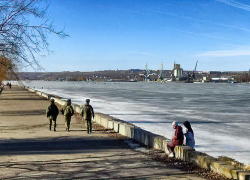 Из-за чего  трижды ввели "желтый" уровень опасности в Волгоградской области