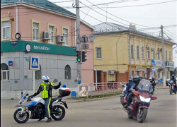 "Мотоциклист должен быть заметным и знать: автомобилист может быть не готов к его появлению", - в Камышине прошел выезд байкеров (ВИДЕО)