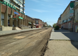 В Камышине подрядчик "ободрал" старый асфальт с улицы Октябрьской