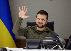 «Почему мосты не разрушили, почему нет удара по Банковой, почему нет физического уничтожения руководства Украины?»: вице-спикер ГД Толстой