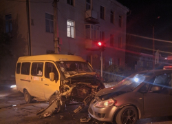 Камышане сообщают в соцсетях об аварии на улице Ленина